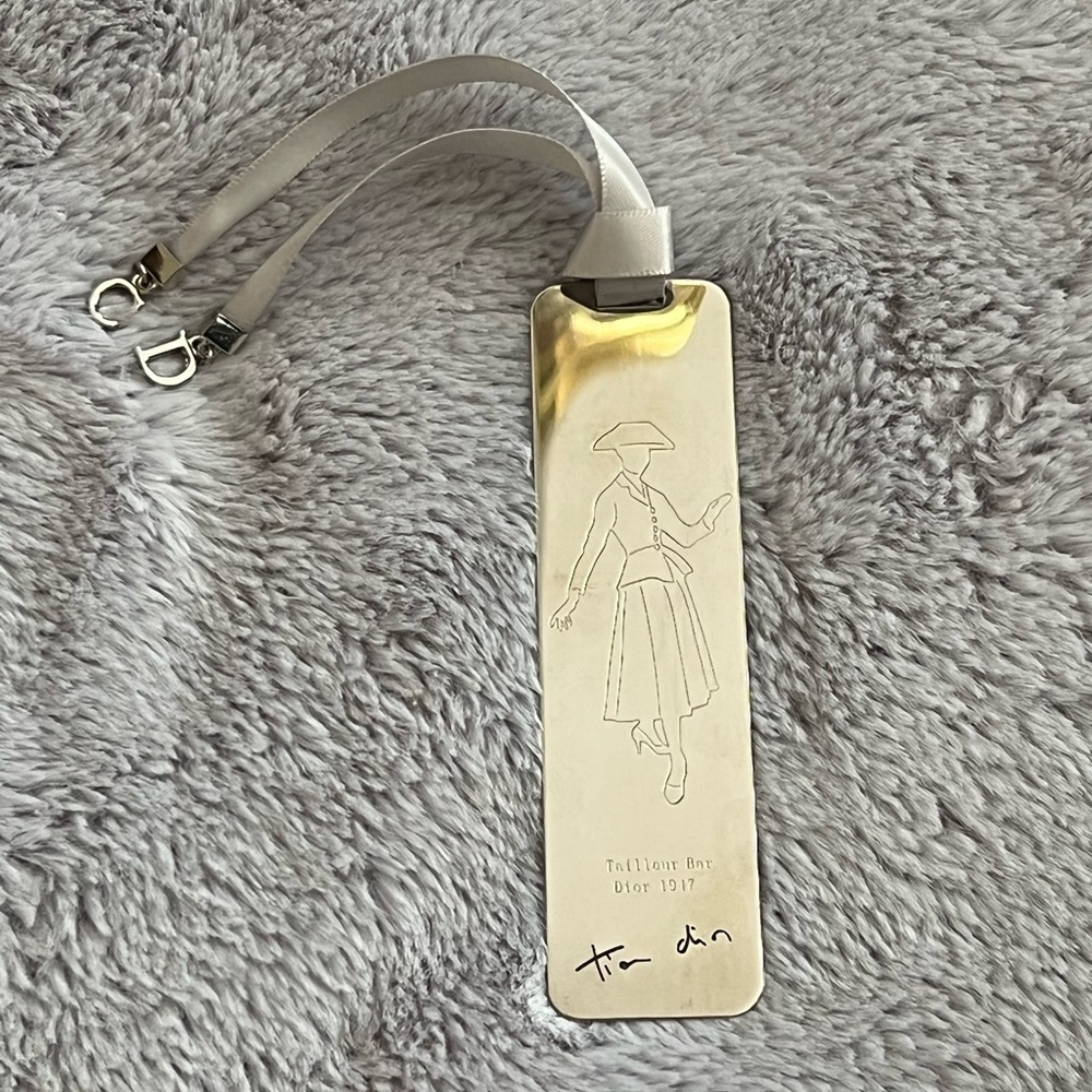 Extremely Rare Dior Silver Tone Tailleur Bar 1947